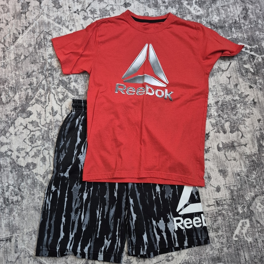 NWOT Boys Reebok 2pc Set T Shirt and Shorts - Never Worn!